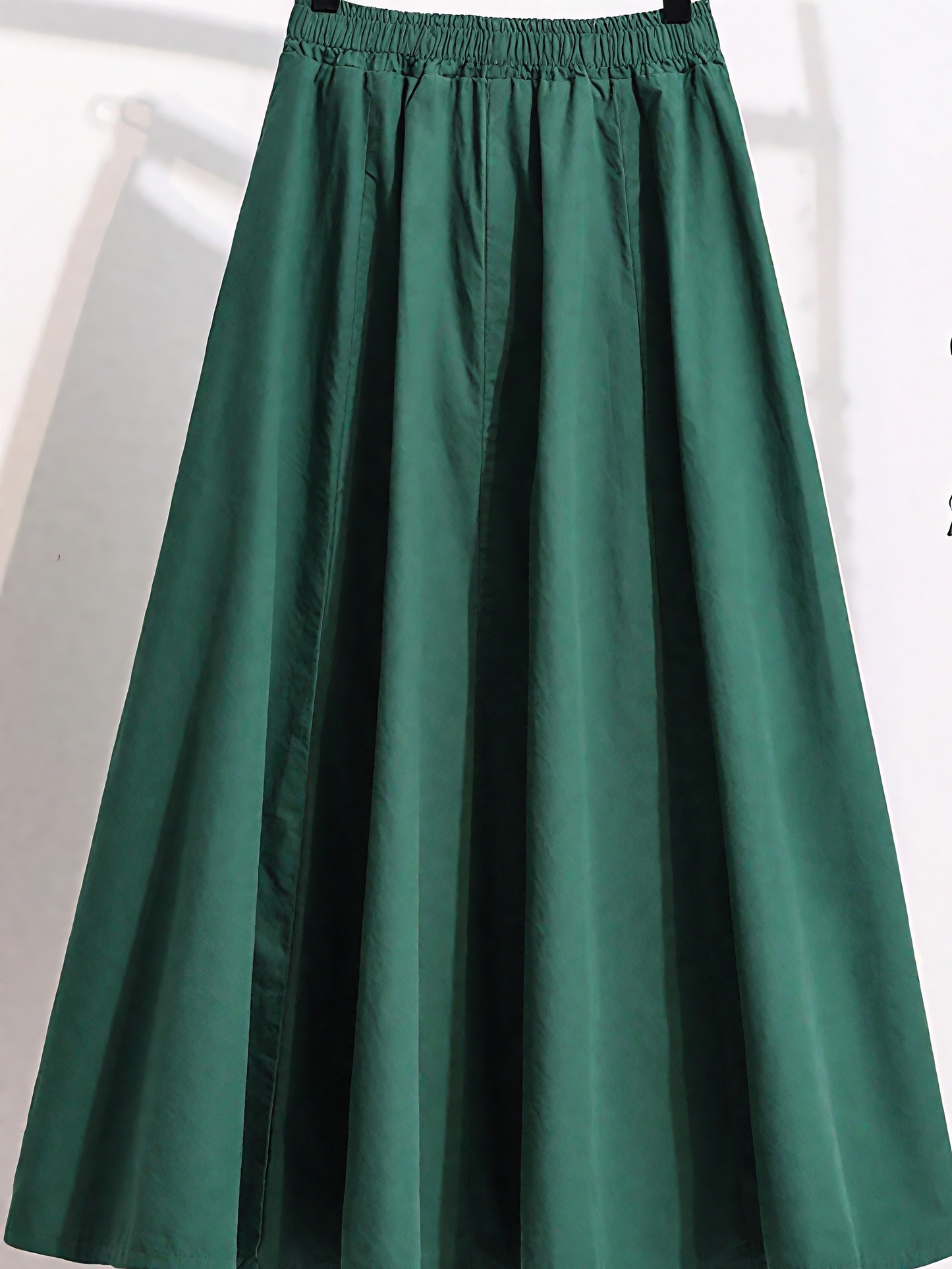 Elegant Emerald Green Midi Skirt
