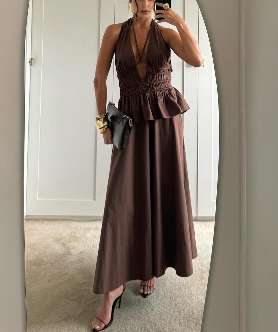 Stylish Halter - Neck and Flowing Skirt Two - piece Dress