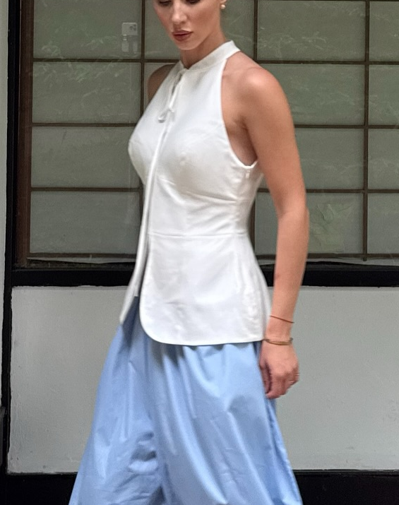 Elegant Sleeveless White Blouse