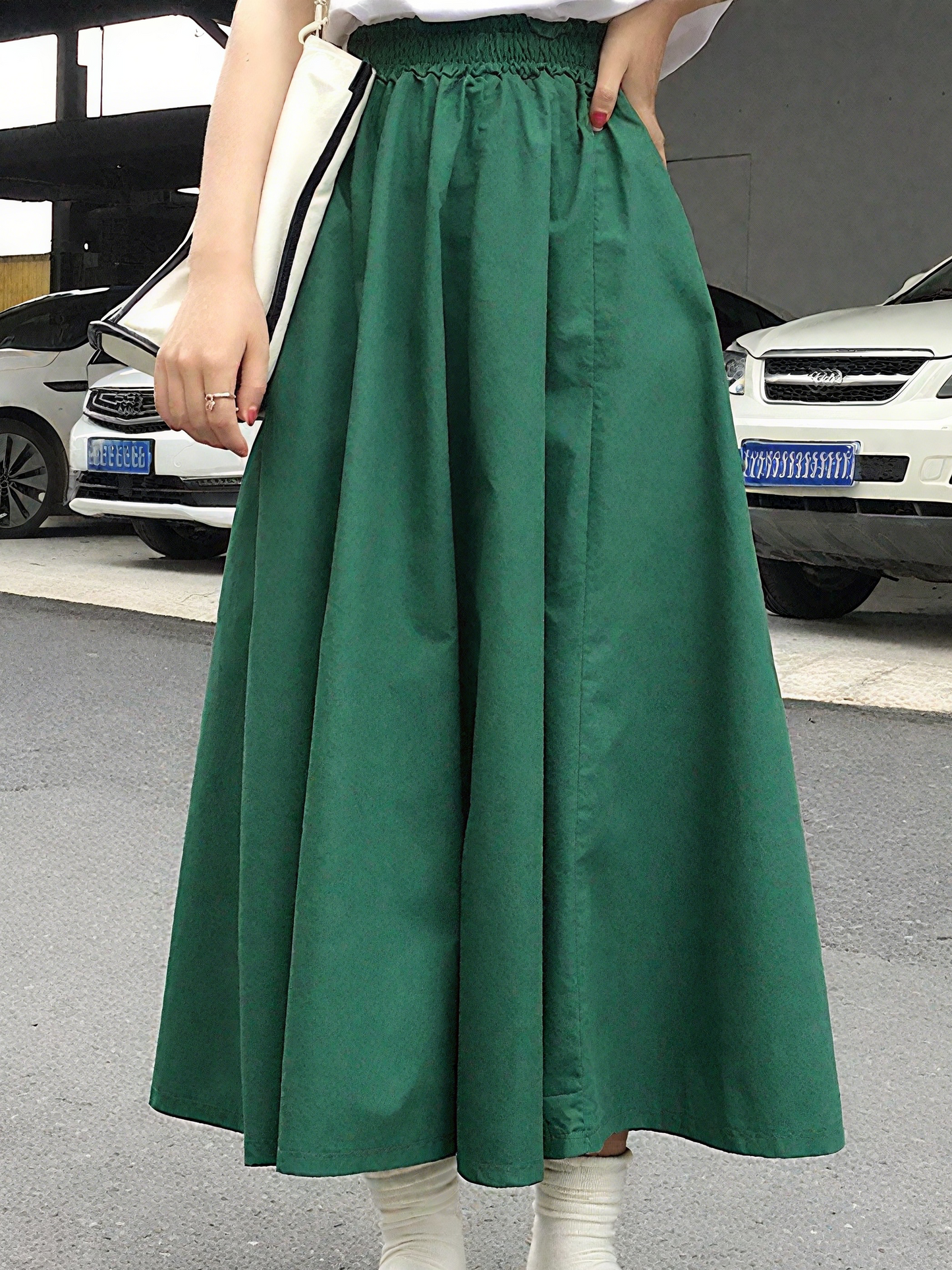 Elegant Emerald Green Midi Skirt