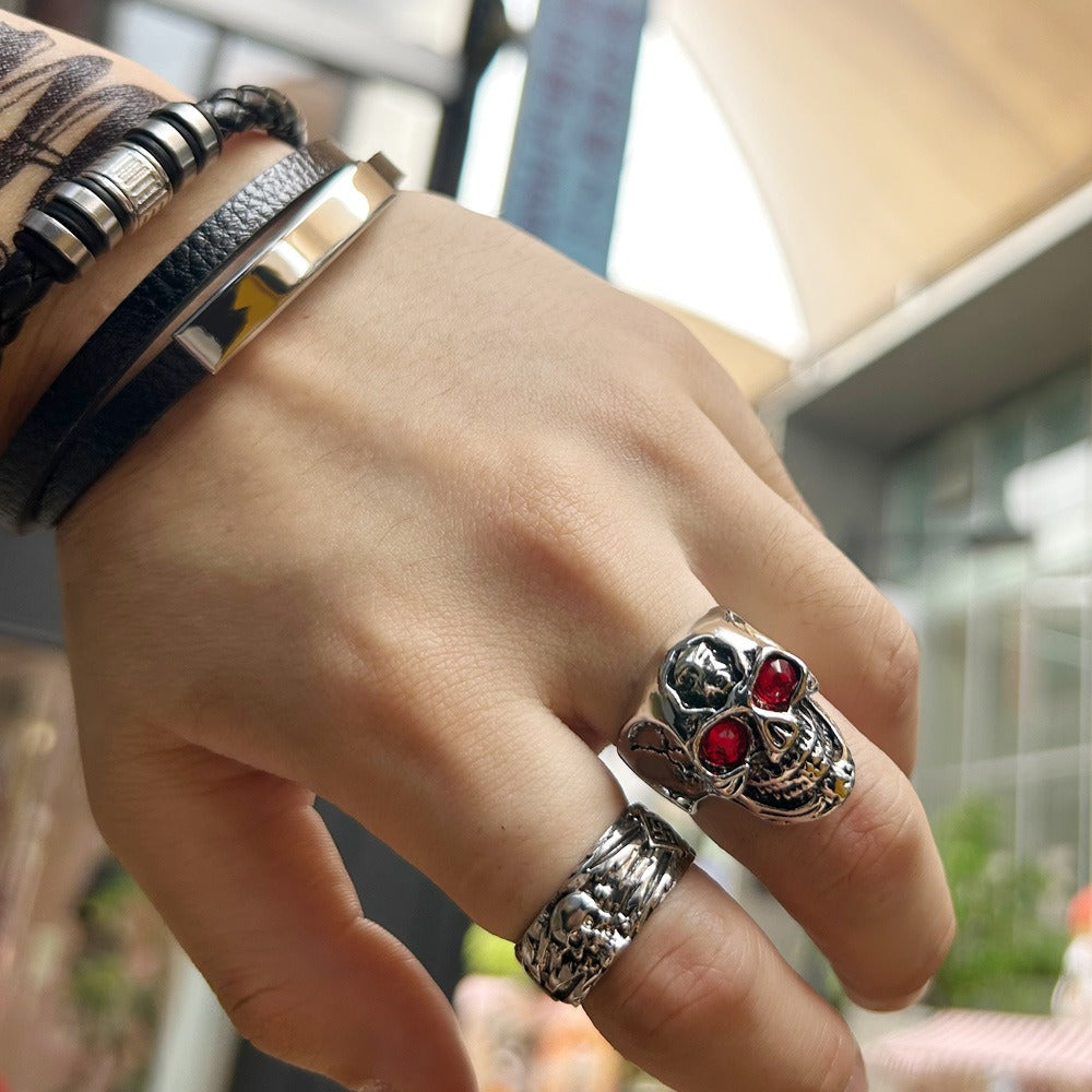 Dark Gothic Skull Ring