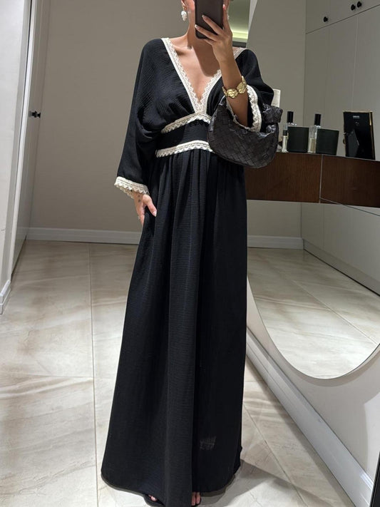 Delicate Lace Accents Elegant Black Maxi Dress