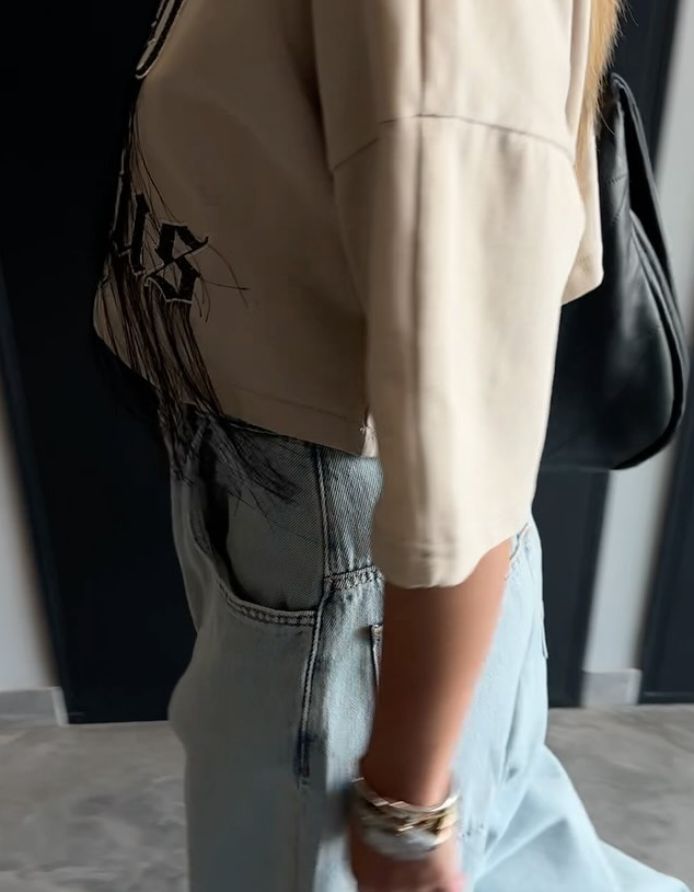 Trendy Letter Fringe Short Sleeve Top