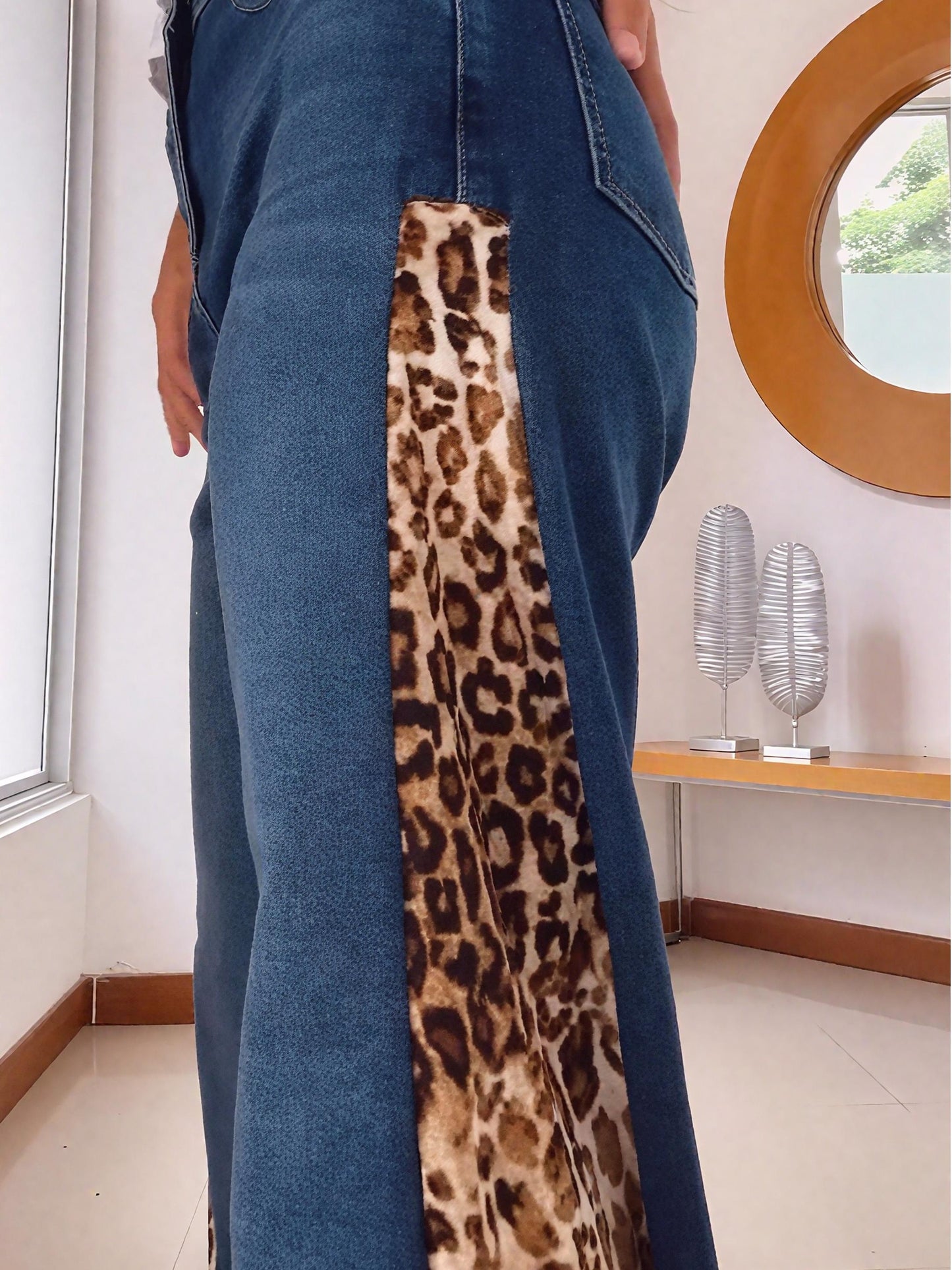 Trendy Denim Jeans with Leopard - Print Side Panels
