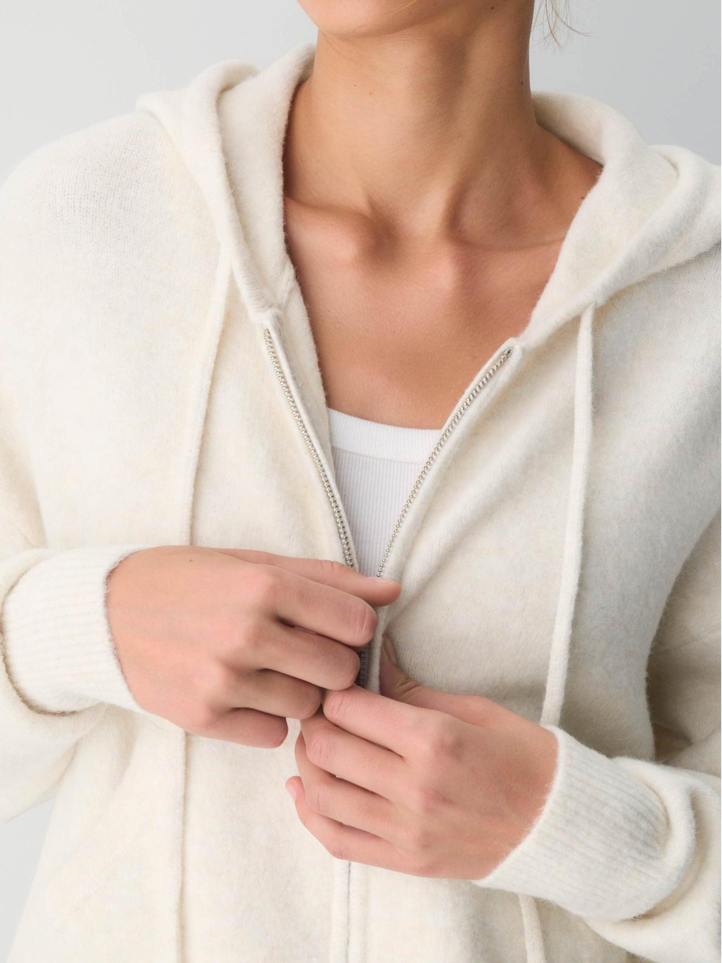 Comfortable Cream - colored Hoodie