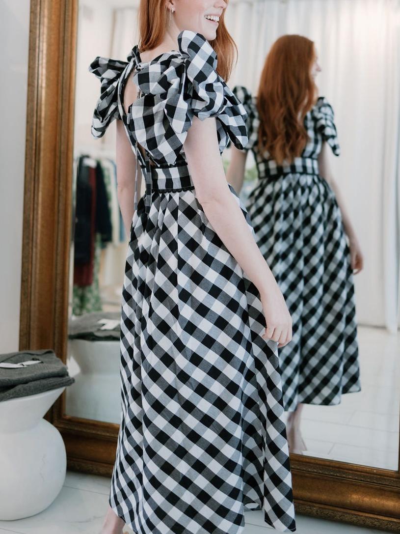 Puff Sleeves and Deep V - Neck Stylish Maxi Dress