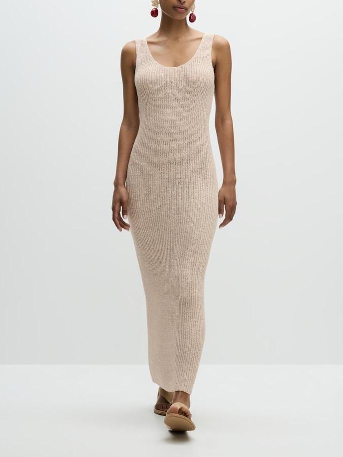 Sleek and Stylish Knit Maxi Dress