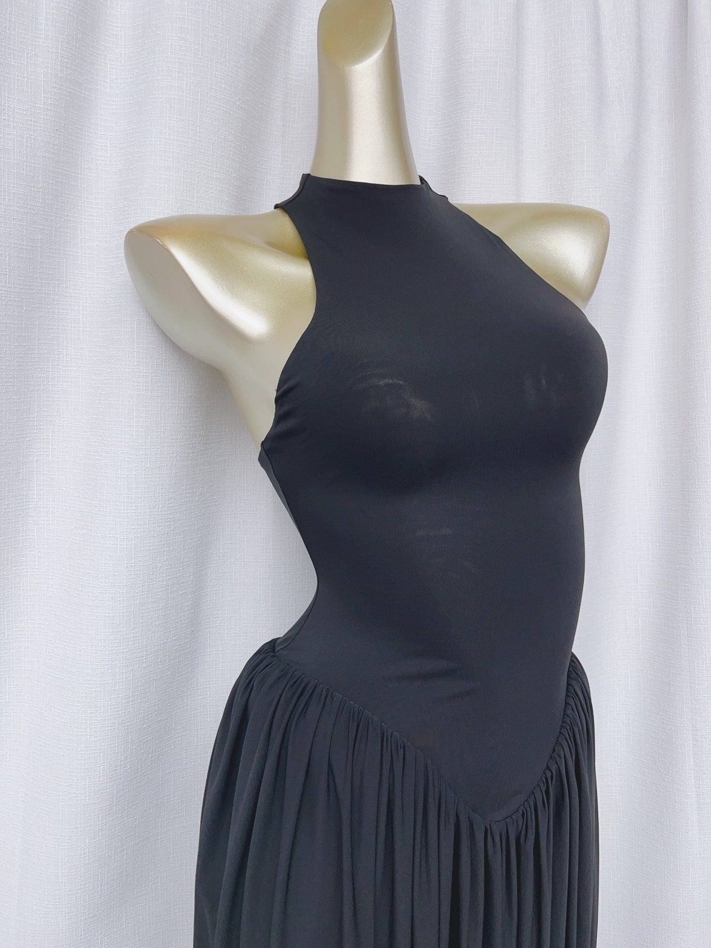 Elegant Halter Neck Maxi Dress