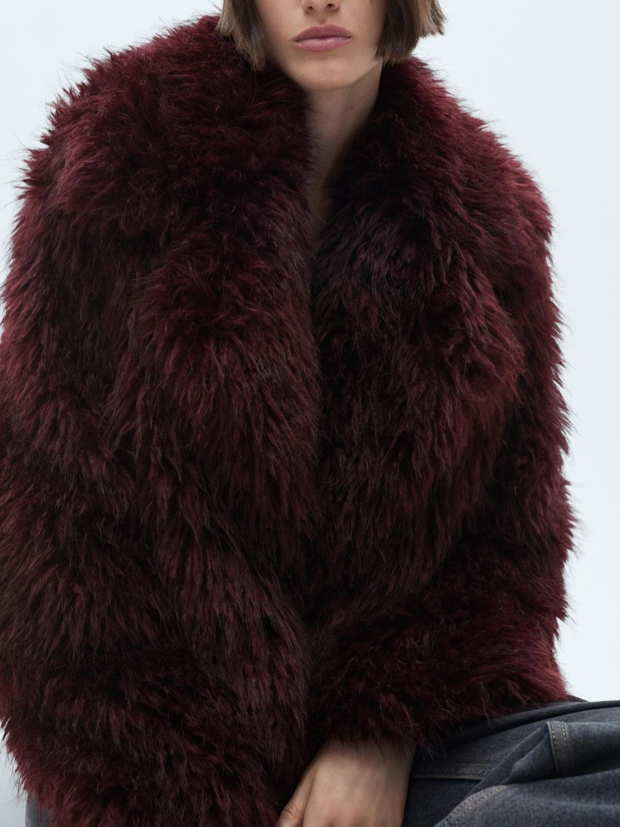 Faux fur jacket with lapels