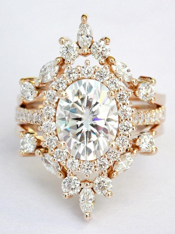 Royal Style Bride Moissanite Rings Set