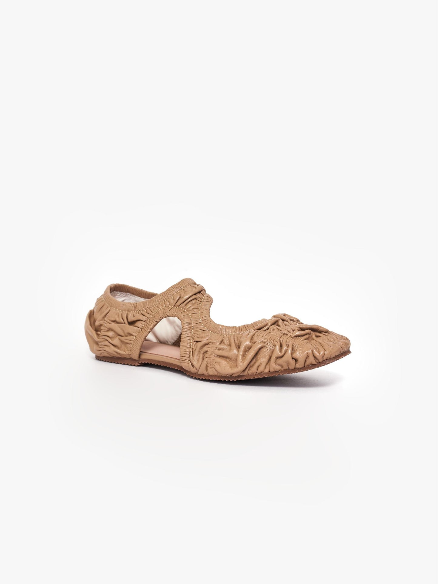 Stylish Women's Flats with Artistic Leather Detailing