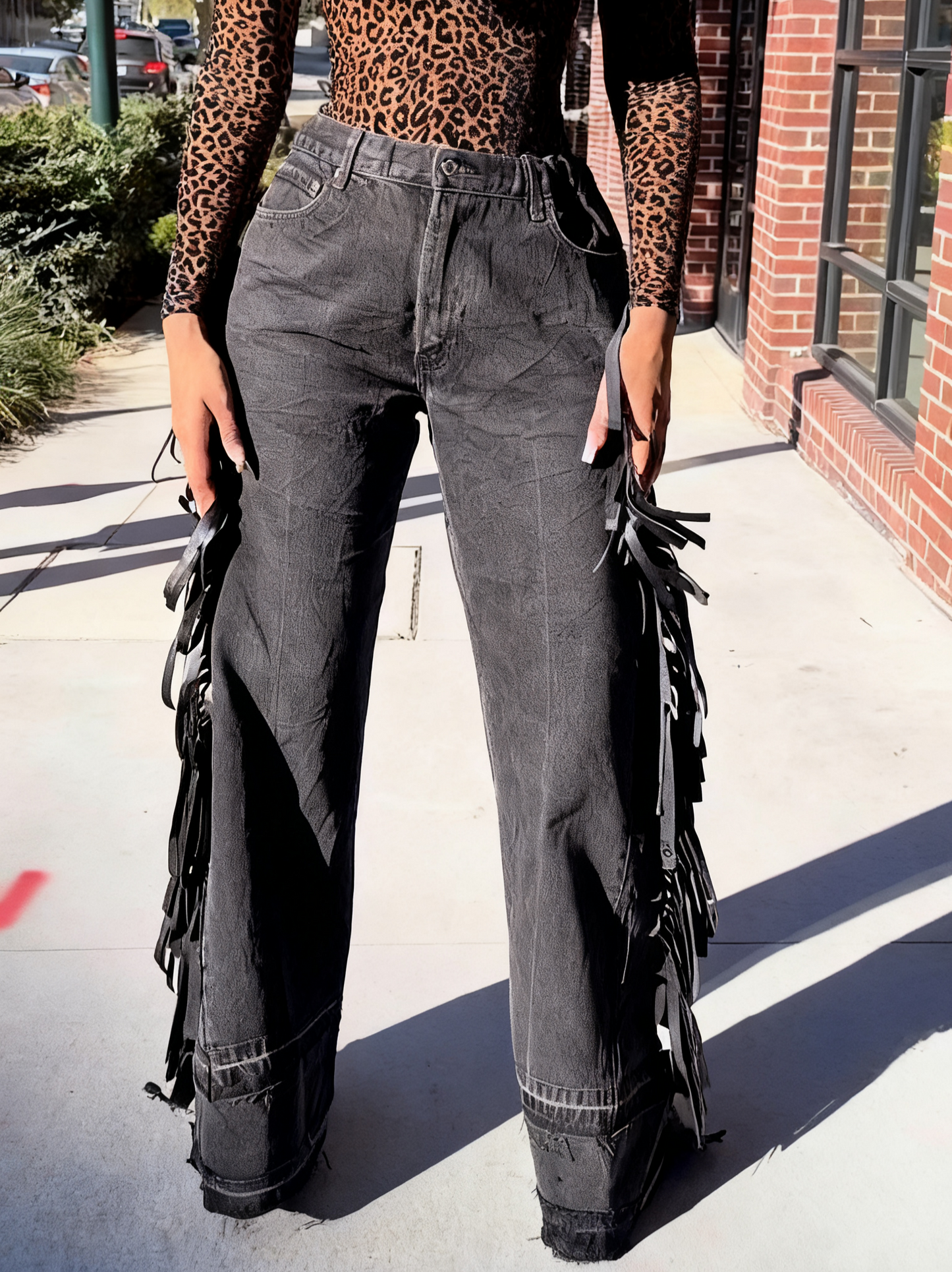 Stylish Elastic Waist Fringe Jeans