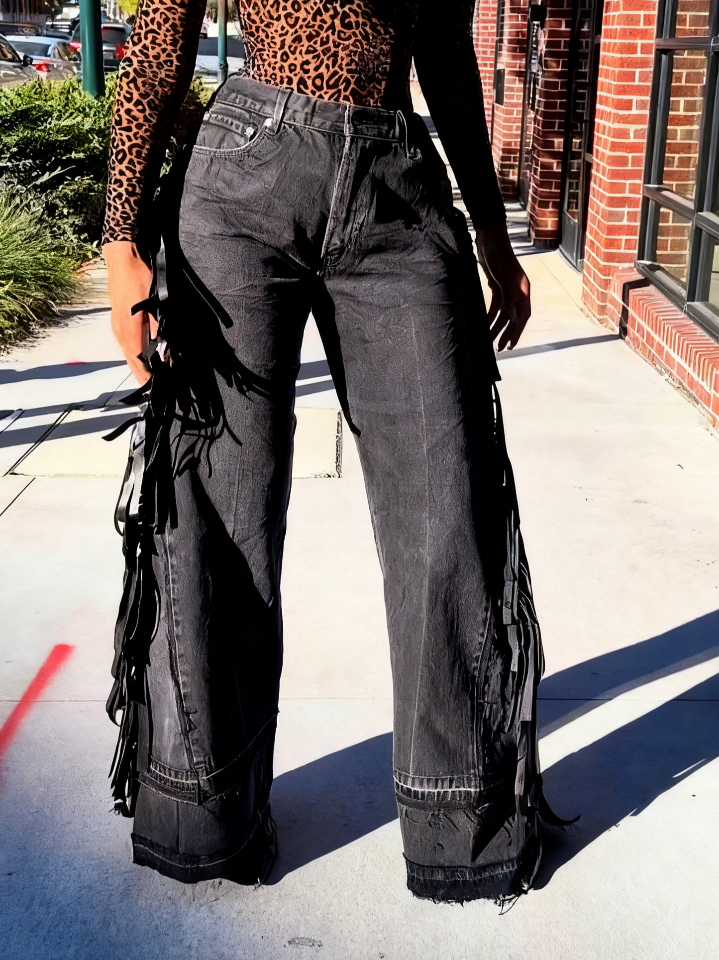 Stylish Elastic Waist Fringe Jeans