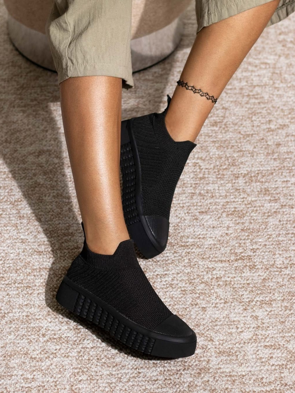 Versatile Knit - Textured Casual Sneakers