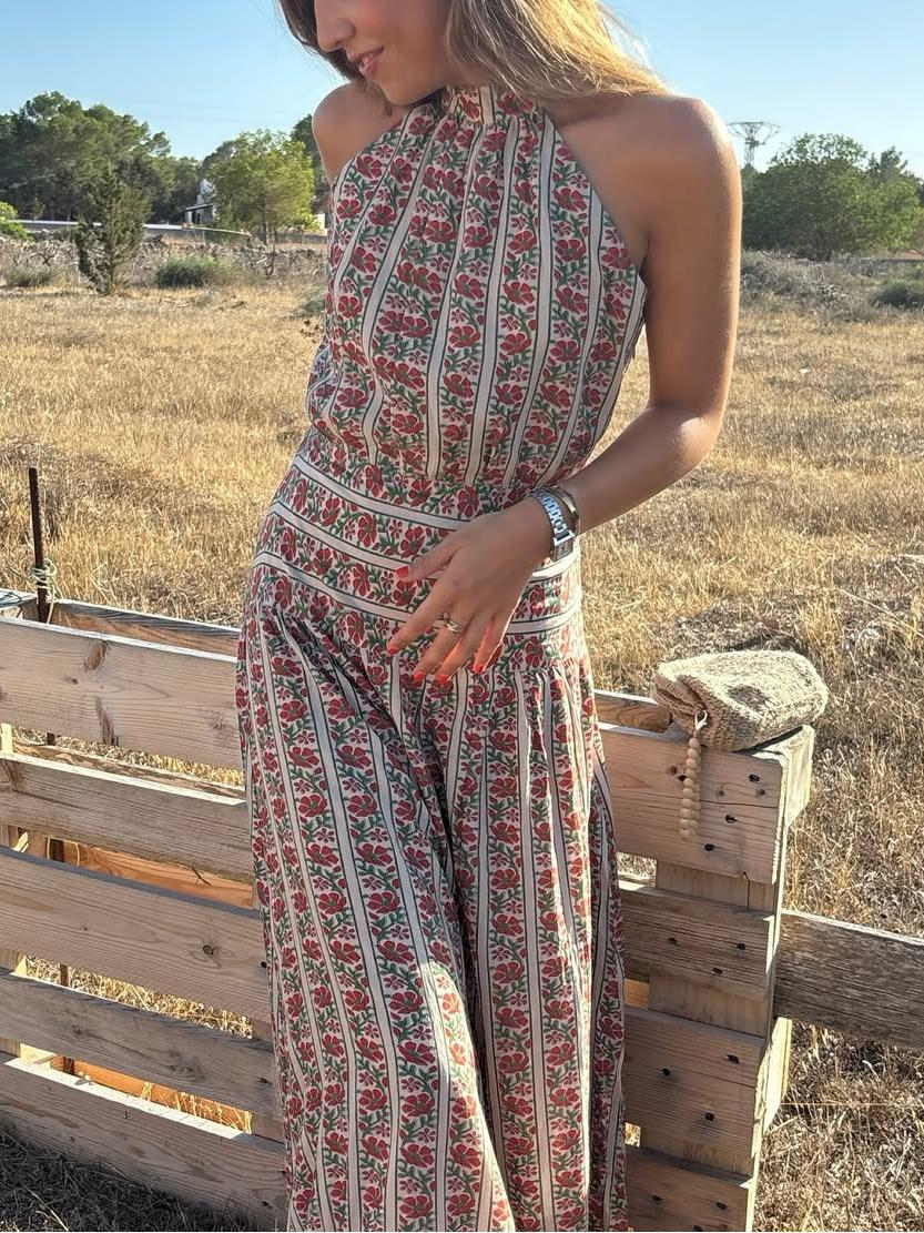 Charming Halter - Neck Maxi Dress