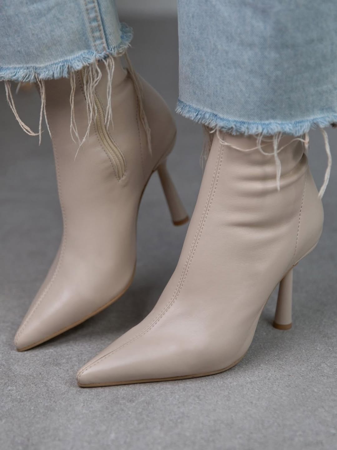 Fashionable Leather Ankle Sock - Style Boots