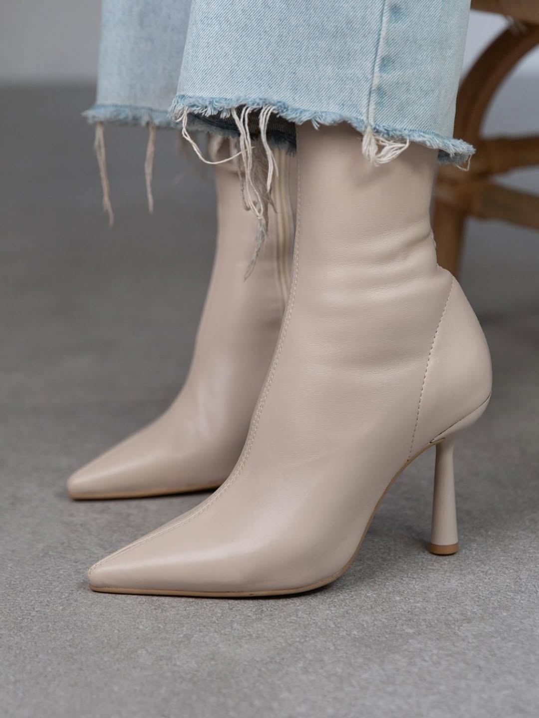 Fashionable Leather Ankle Sock - Style Boots
