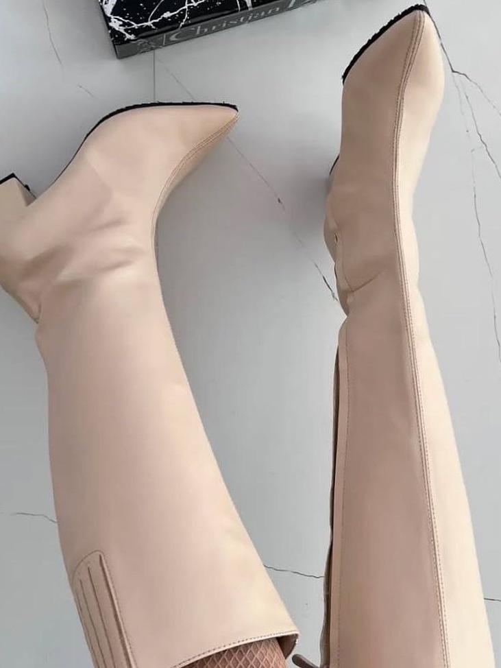 Elegant High - Rise Boots
