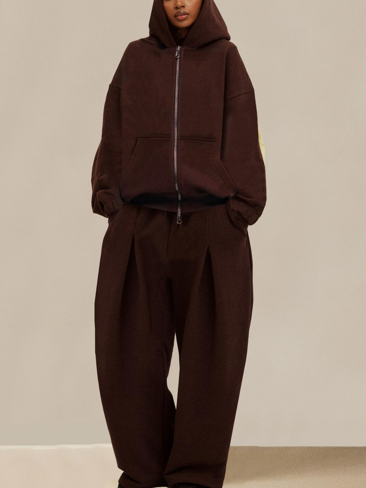 Stylish Brown Loose-Fit Athletic Two Piece Set