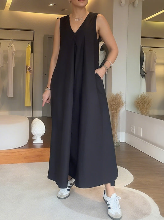 Elegant Sleeveless Midi Dress